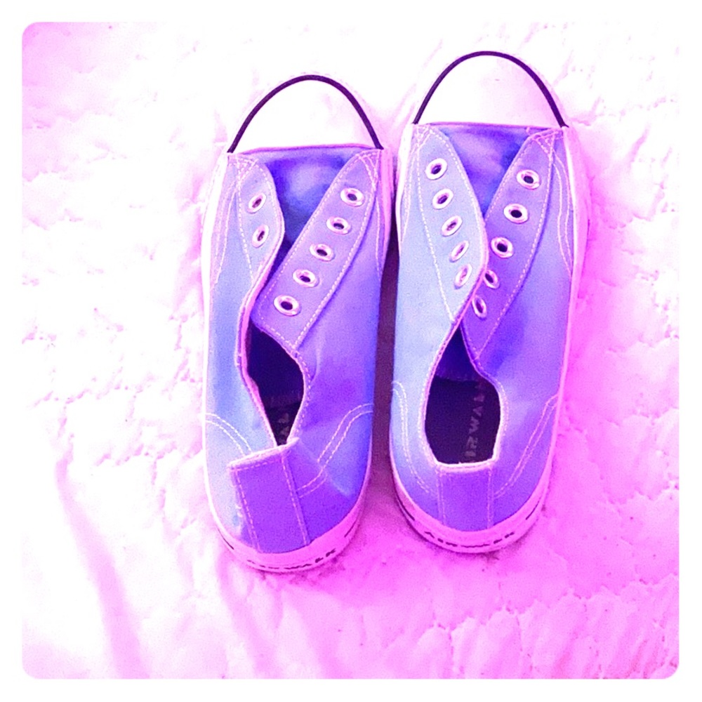 Baby blue air walks